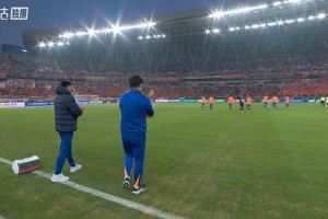 阻击争冠3队！韩鹏上任后3-1海港、6-0国安、3-3申花，仅1-2蓉城图片